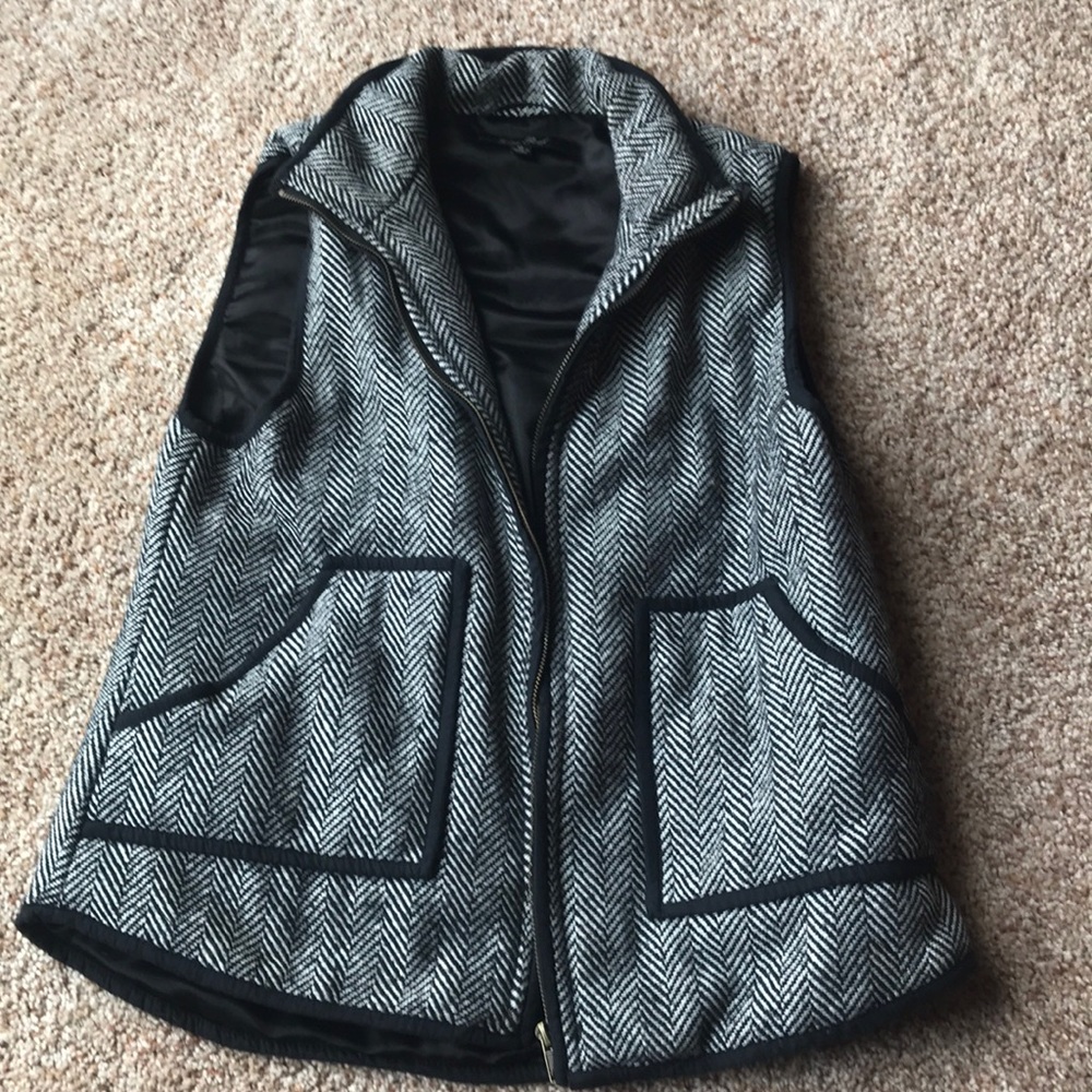 Vest: Herringbone; barely worn.